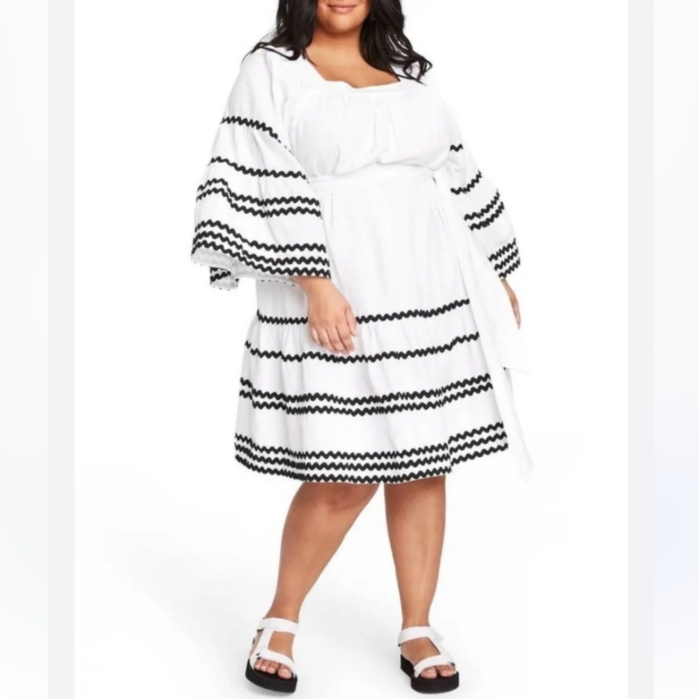 Lisa Marie Fernandez White And Black Dress